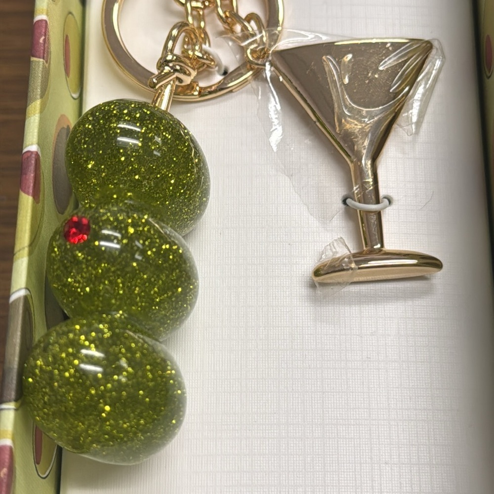 Piper k Olive martini Keychain & Bag Charm - Picture 4 of 6